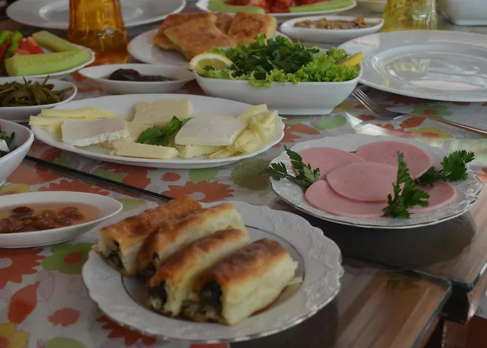 Bed & Breakfast Avcihan Tas Ev 3*